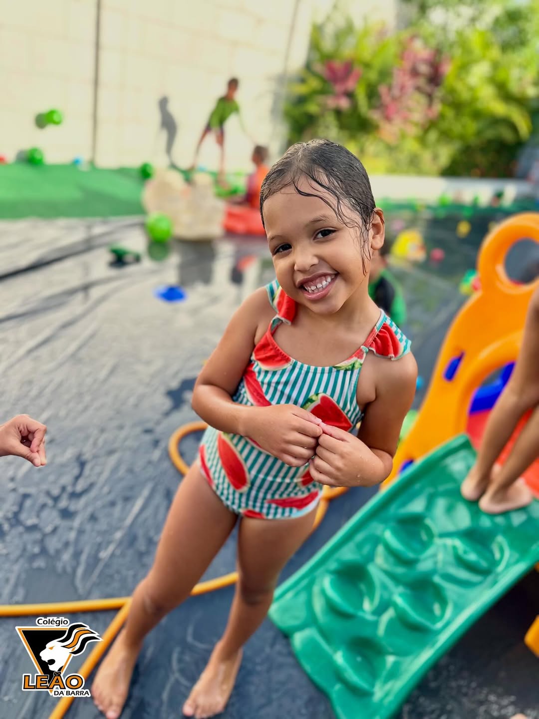 Semana das Crianças: Dia 1 - Aquaplay e Diversão na Piscina!